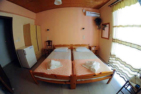 ROOM 7 | <small>Double Room</small>